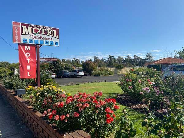 Donnybrook Motel Ngoại thất bức ảnh